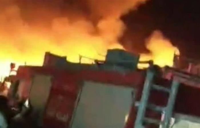 حريق ضخم يلتهم كنيسة ماري جرجس بقفط.. وتحرك سريع من قوات الإطفاء