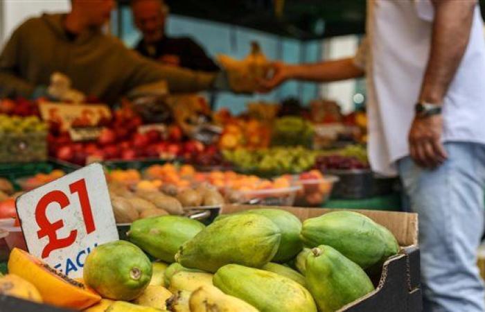 التضخم في أوروبا يستقر عند 2.2% مع قفزة في أسعار الخدمات