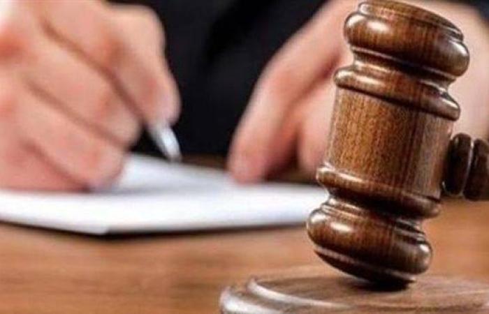 إحالة سائق للمفتي بتهمة قتل شاب طعنًا.. والمؤبد لطالب بقضية مخدرات وسلاح