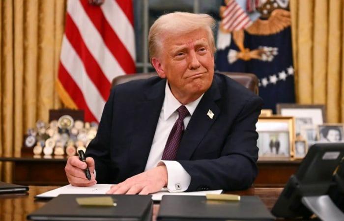 ترامب يجهل الالتزام باحترام الدستور