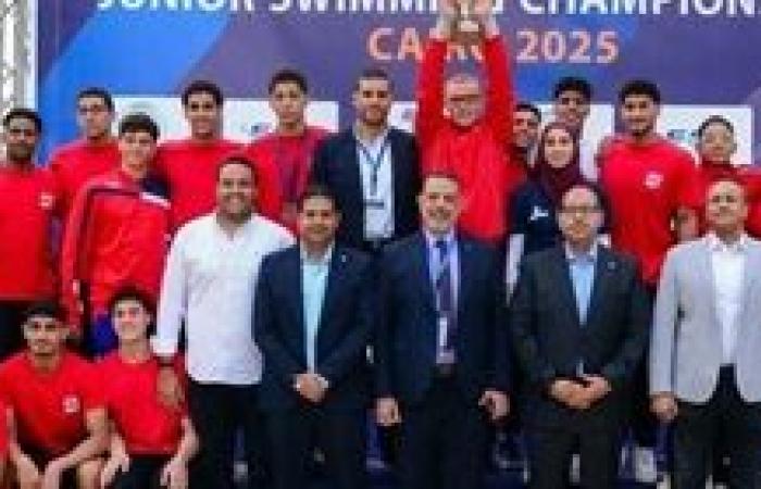 وزير الشباب والرياضة يهنئ اتحاد السباحة بعد التتويج بكأس بطولة أفريقيا للناشئين وتفوقهم على 32 دولة