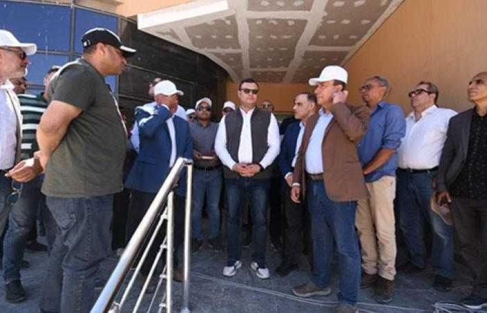 وزير الإسكان يتفقد النزل البيئى الجديد والمنتجع الجبلي ضمن تطوير موقع ”التجلى الأعظم فوق أرض السلام”