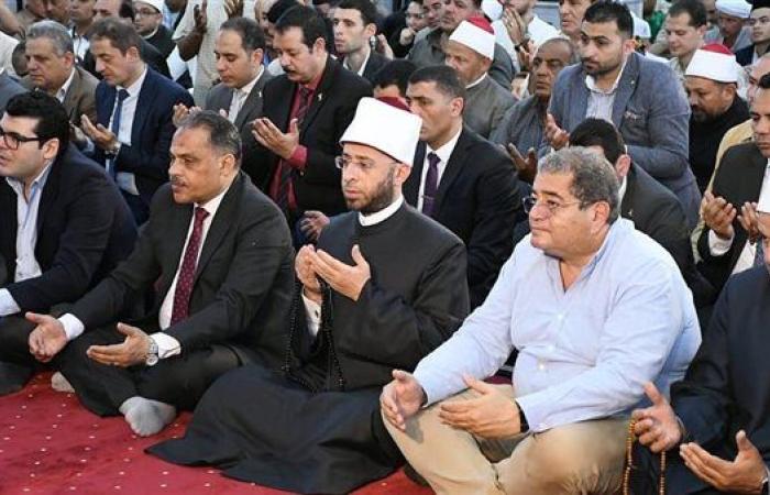 وزير الأوقاف ومحافظ الشرقية يشهدان صلاة الجمعة بمسجد الإمام الشيخ عبد الحليم محمود