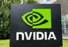 قيود الإنتاج تهدد خطط نمو Nvidia رغم الطلب المتزايد على رقائق الذكاء الاصطناعى