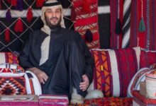 حذاء الأمير محمد بن سلمان ينفذ من الأسواق بعد ظهوره الأخير بالمخيم الشتوي في العلا