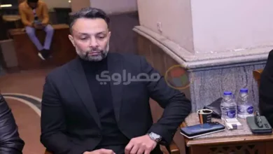 وائل عبدالعزيز يوضح سبب غياب شقيقته "ياسمين" عن عزاء والدهما